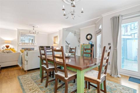 undefined, Buckingham Mews, London, N1