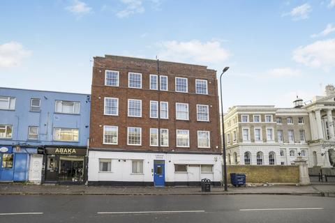 Kennington Lane, London, SE11