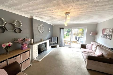 3 bedroom semi-detached house for sale, Firth Park Crescent, Halesowen B62