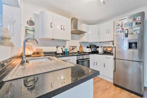 undefined, Switchback Road South, Furze Platt, Maidenhead, Berkshire, SL6 7QE