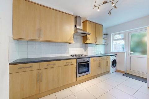 2 bedroom maisonette for sale, Merrion Avenue, Stanmore, HA7