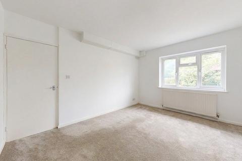2 bedroom maisonette for sale, Merrion Avenue, Stanmore, HA7