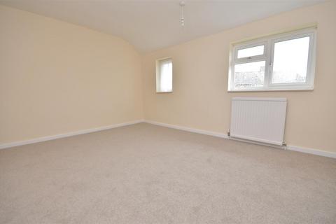 8 Eastcott Close, Luton, LU2 9JP