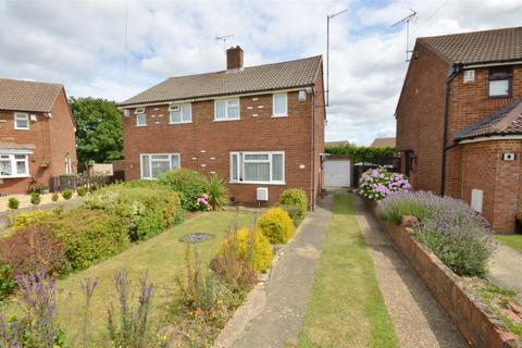 8 Eastcott Close, Luton, LU2 9JP