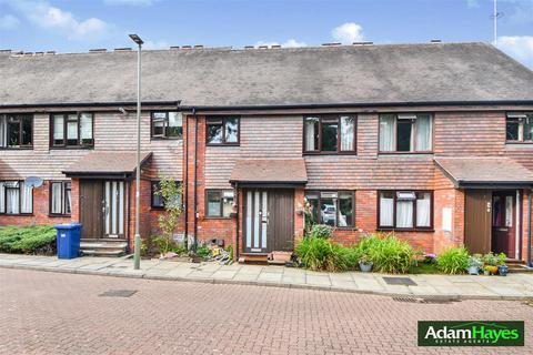 2 bedroom maisonette for sale, Copwood Close, London N12