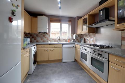 3 bedroom terraced house for sale, Brighton Way, Stevenage SG1
