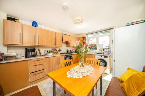 23 Elf Row, London, E1W 3EH