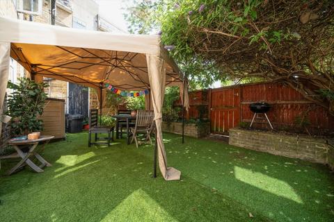 23 Elf Row, London, E1W 3EH