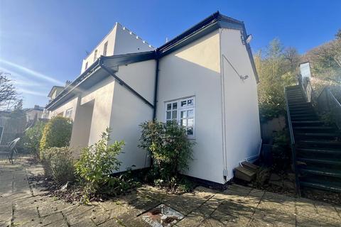 undefined, 46 Worcester Road, Malvern