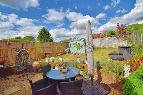 3 bedroom semi-detached house for sale, Larkfield Road, SEVENOAKS, TN13