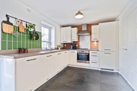 3 bedroom detached house for sale, Fitzhamon Place, Rogerstone, NP10