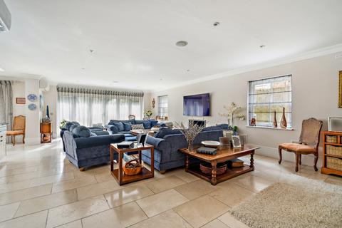5 bedroom detached house for sale, Shire Lane, Chorleywood, WD3