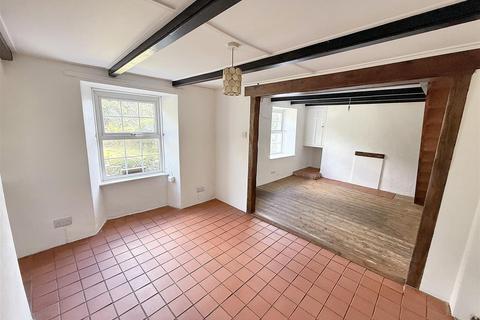 2 bedroom terraced house for sale, Station Road, Truro
