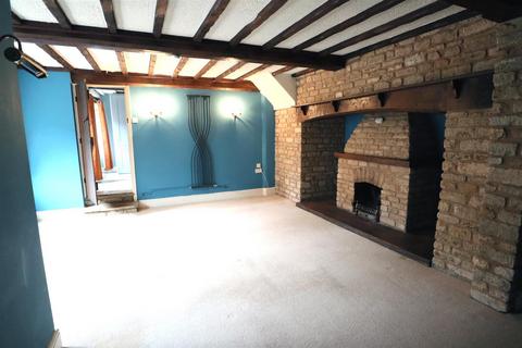4 bedroom cottage to rent, South View, Uppingham LE15