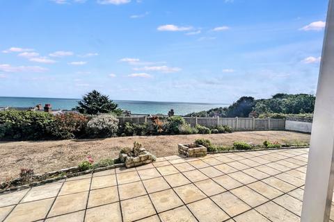 2 bedroom flat for sale, Boscombe Spa