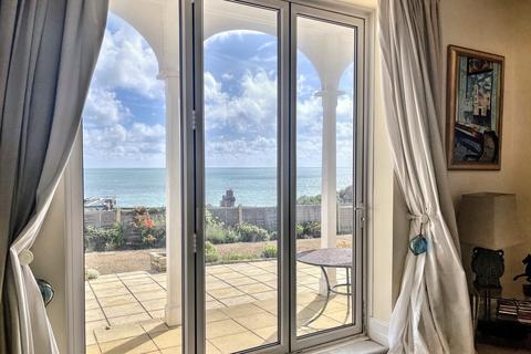 2 bedroom flat for sale, Boscombe Spa