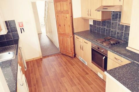 5 bedroom terraced house to rent, Augusta Street, Adamsdown, Cardiff