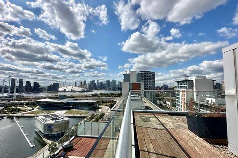 3 bedroom apartment for sale, Western Gateway, London E16
