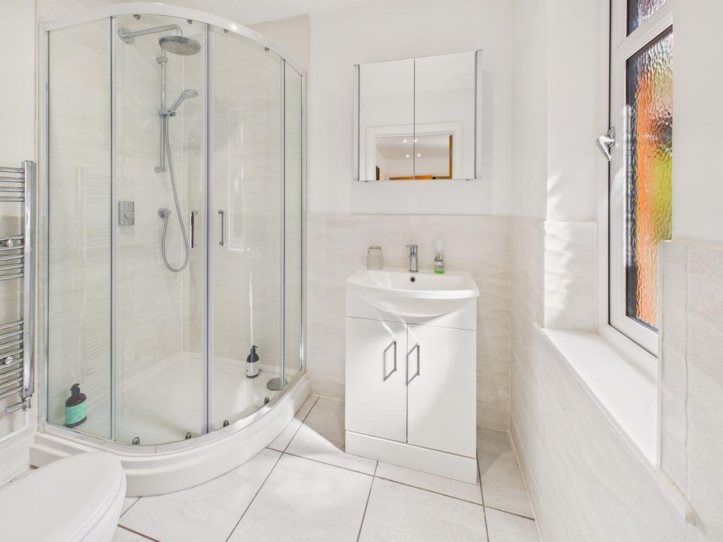 En-suite 2
