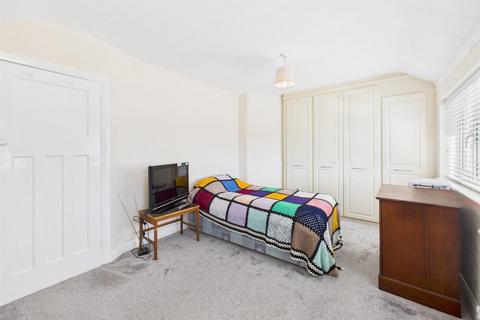13 Trevor Crescent, Ruislip, HA4 6NB