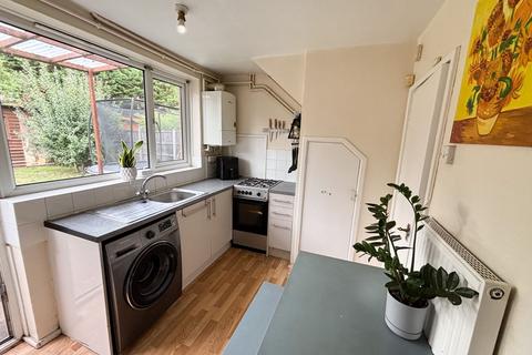 12 Burden Way, London, E11 3RY
