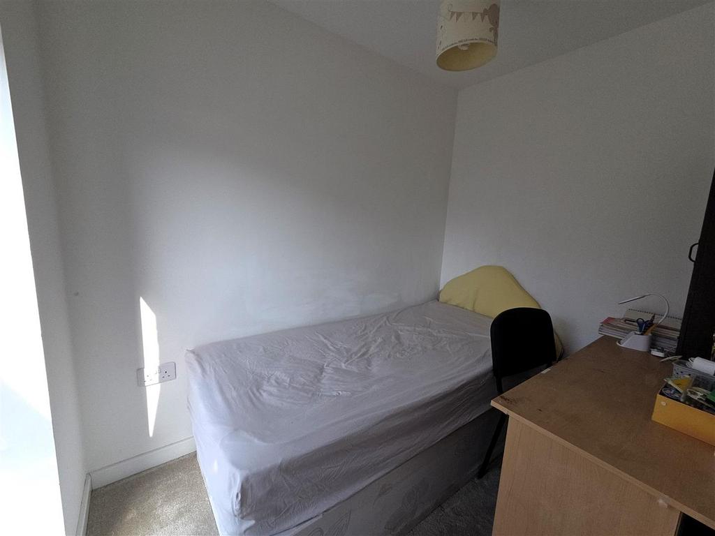 BED 3.jpg