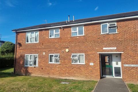 undefined, Middle Mead, Rochford, Essex, SS4