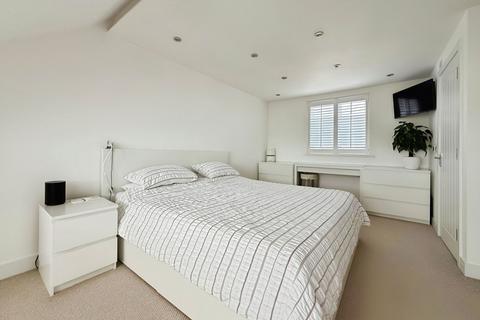 186 Shirehall Road, Dartford, DA2 7SW