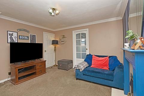 5 Ashbourne Way, Cleckheaton, BD19 5JA