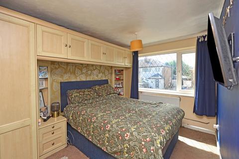 5 Ashbourne Way, Cleckheaton, BD19 5JA