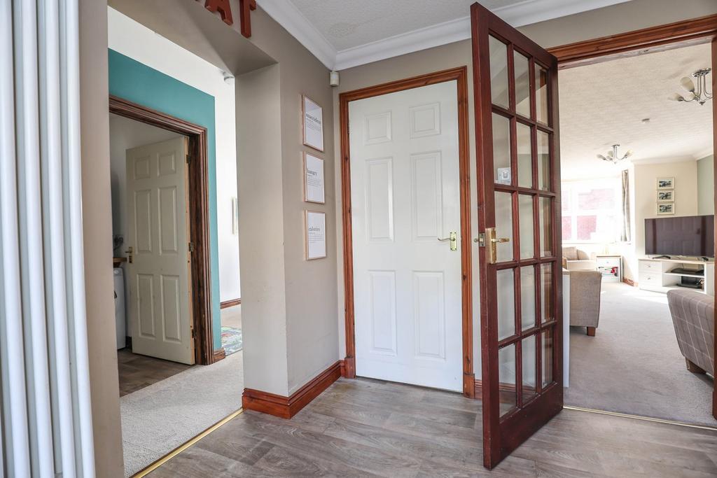 Entrance to Cloakroom, Lounge & Dining Room