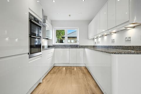 1 Byron View, Chelmsford, CM2 6ZN
