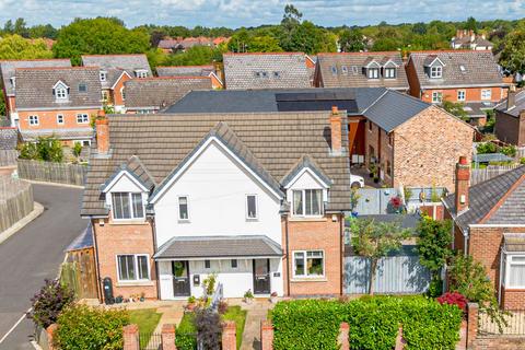 3 bedroom semi-detached house for sale, Liverpool Road, Great Sankey, WA5