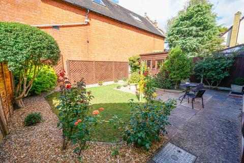undefined, Vicarage Gardens, Leighton Buzzard