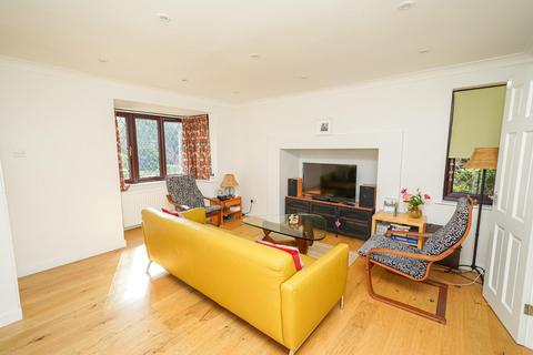 undefined, Vicarage Gardens, Leighton Buzzard