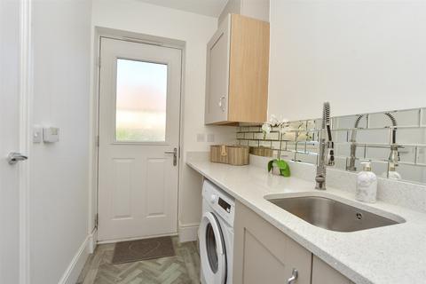 20 Bramling Way, Rainham, Gillingham, ME8 8FG
