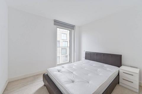 undefined, Whiting Way, Rotherhithe, London, SE16