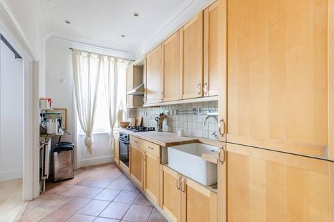 2 bedroom flat to rent, Cromwell Crescent, Earls Court, London, SW5