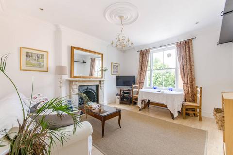 Cromwell Crescent, Earls Court, London, SW5