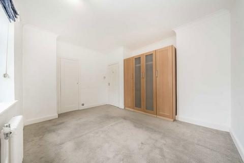 undefined, North Hill, London N6