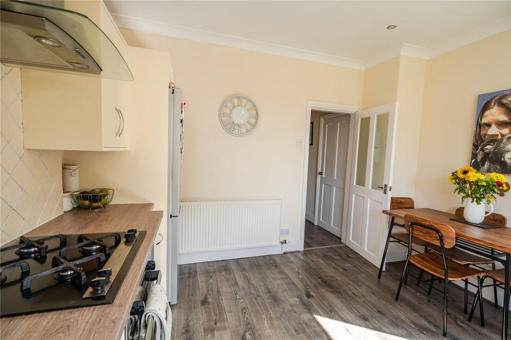 Kitchen (2)