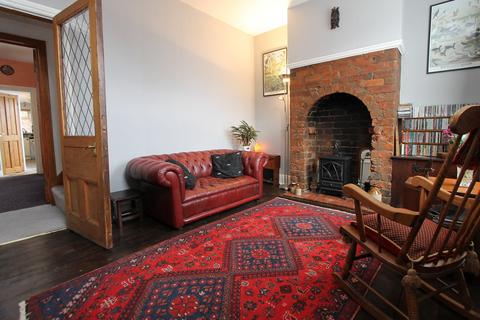 3 bedroom terraced house for sale, St Georges Terrace, Kidderminster, DY10