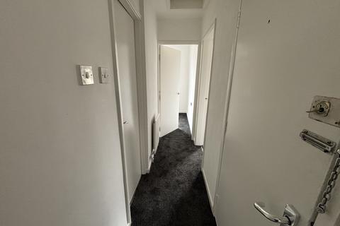 undefined, 2, Liverpool L21
