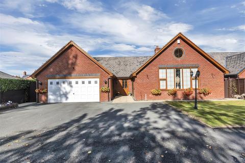 undefined, Breidden Court, Four Crosses, Llanymynech