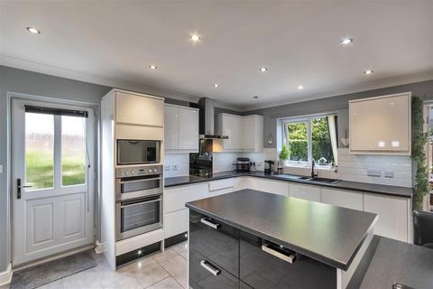 undefined, Breidden Court, Four Crosses, Llanymynech