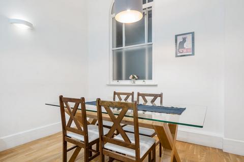 2 bedroom terraced house to rent, Market Lane, Hampshire SO23