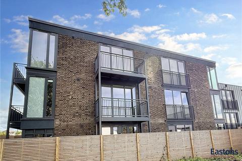 2 bedroom flat for sale, Tealing Drive, Surrey KT19
