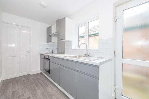 3 bedroom terraced house to rent, Greenfield Cottages, Gordon Road, Canterbury, Kent, CT1