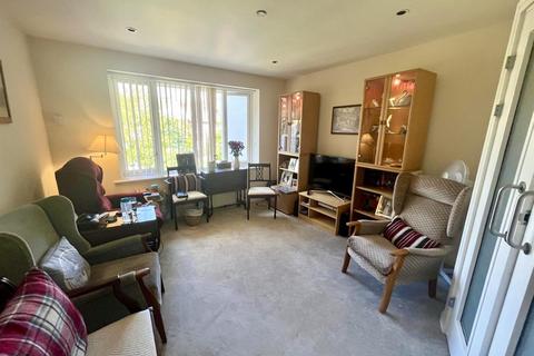 1 bedroom flat for sale, Hammond Way, Yateley GU46