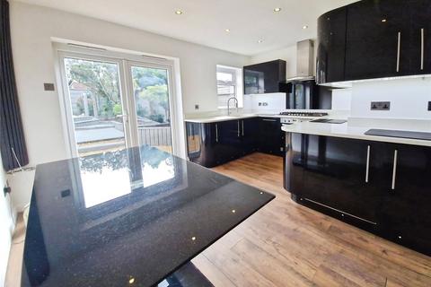undefined, Chiltern Way, Manchester M29